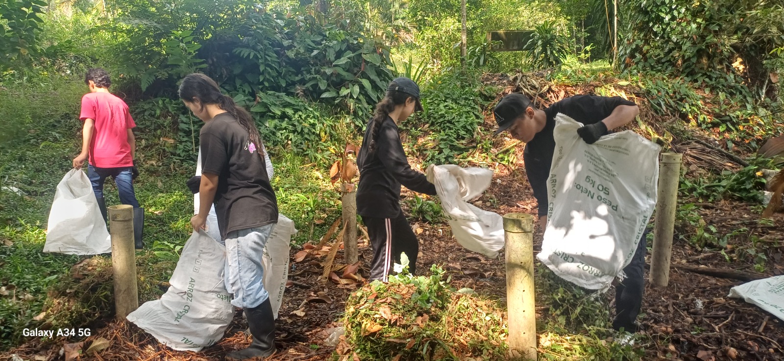 Sistema de compostaje de la Fundación transformando residuos orgánicos